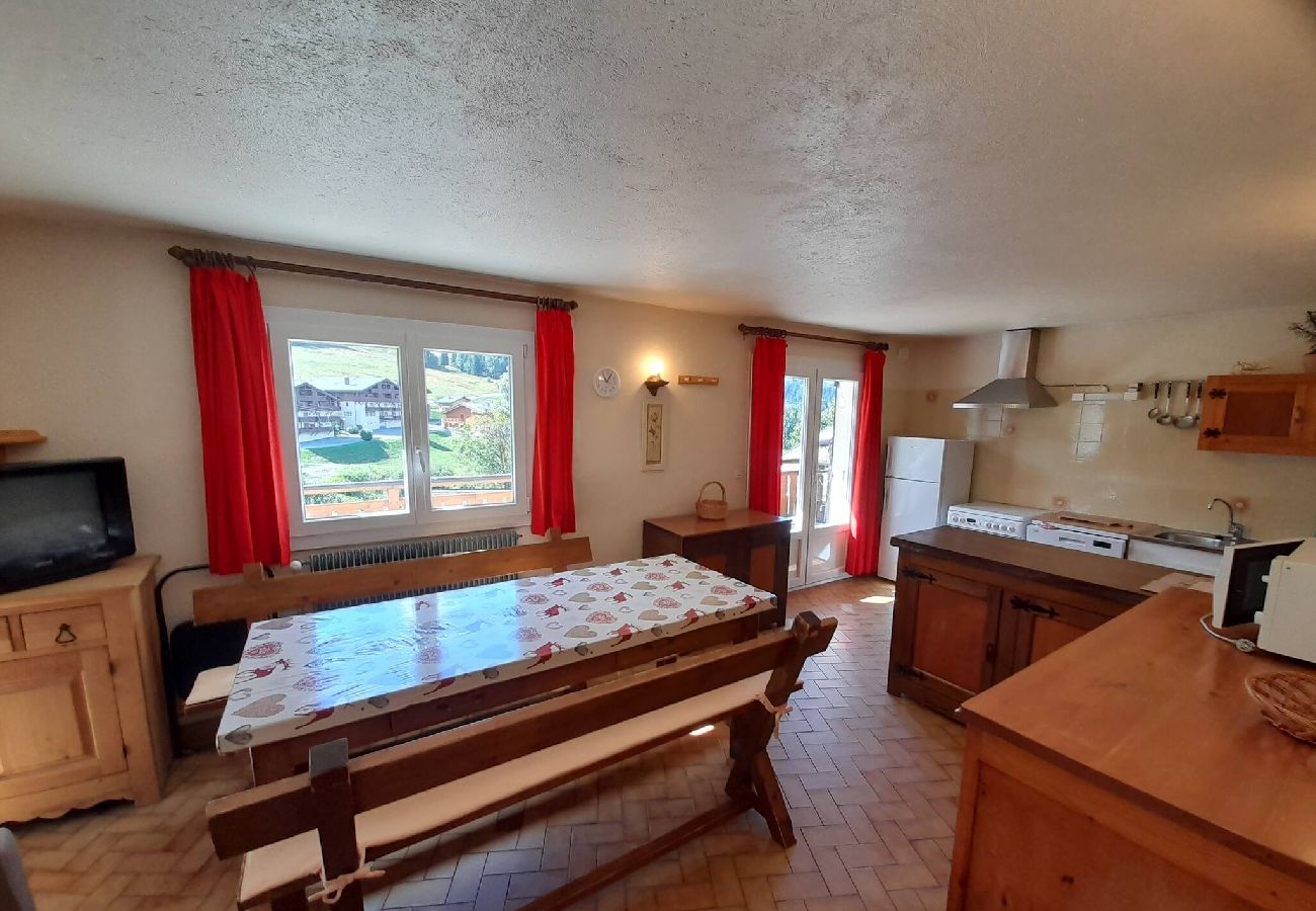 Apartment in Notre-Dame-de-Bellecombe - Flat with garden