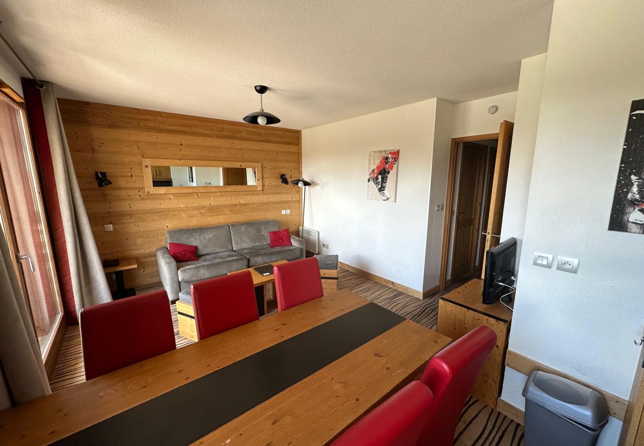 Apartment in Hauteluce - Flat with spa and swimming pool