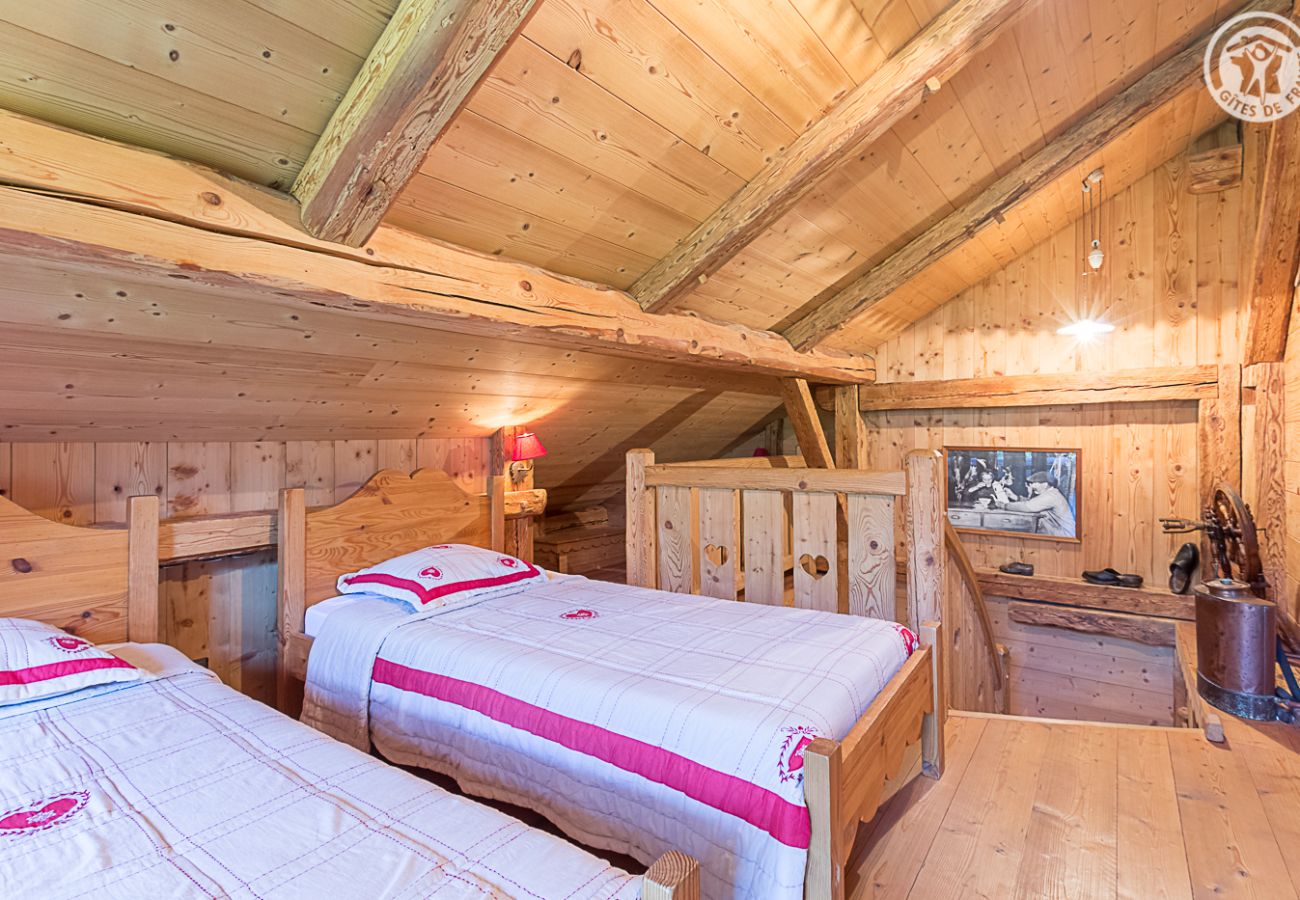 Chalet in Queige - Amazing chalet