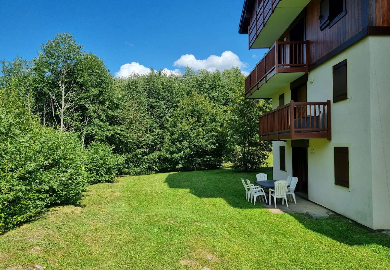 Appartement à Flumet - Bel appartement skis aux pieds avec piscine ! 