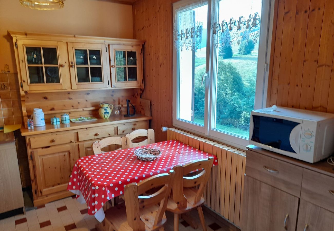 Appartement à Notre-Dame-de-Bellecombe - Appartement 60 m2  dans chalet de montagne 