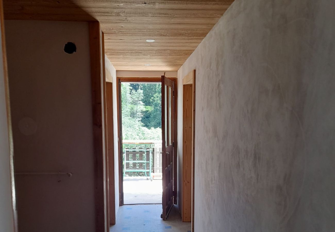 Appartement à Notre-Dame-de-Bellecombe - Appartement rénové dans chalet de montagne 