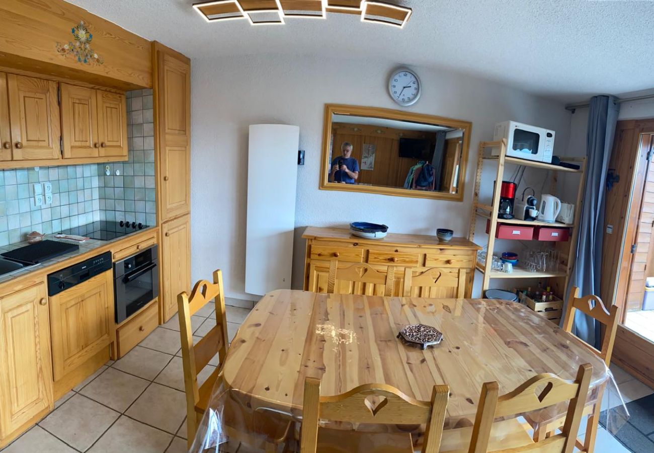 Appartement à Hauteluce - Les Saisies :  appartement familiale avec grande terrasse, skis aux pieds !